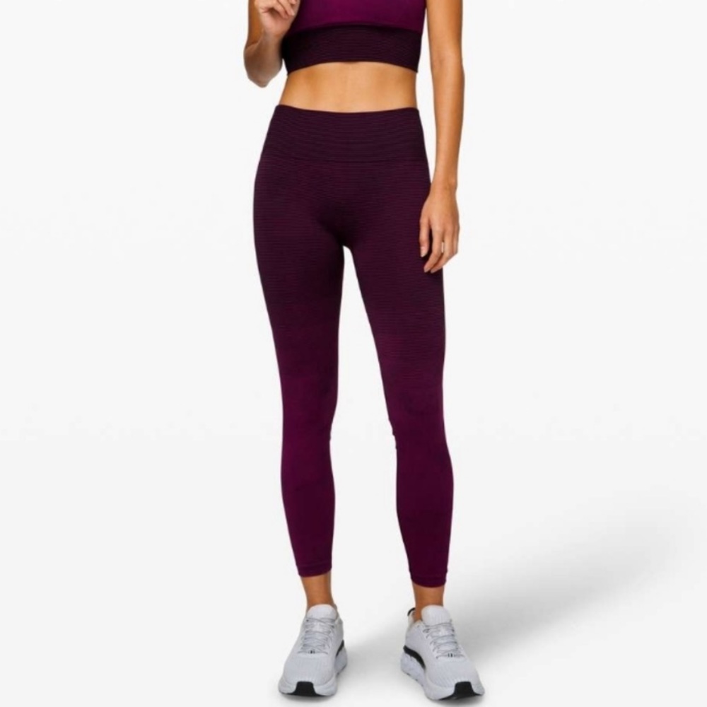 LuLuLemon Ebb to Train leggings 4 runs small NWOT